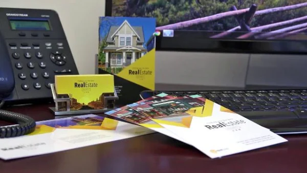 Custom Paper Prints & Business Cards product photo